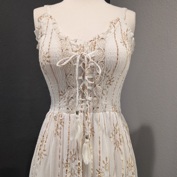 Gold Lurex Embroidered Lace-Up Maxi Dress - Made in India - Size M - Picture 4 of 14